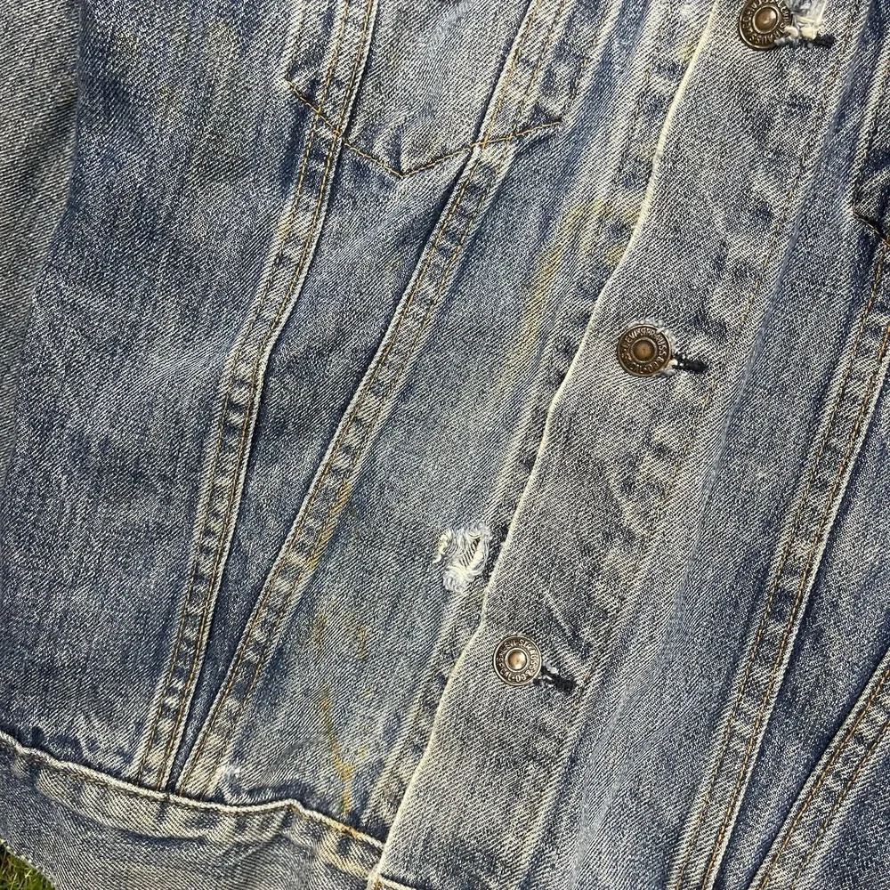 Vintage 90s Levis Jean Jacket Mens Small 34 Type III 3  Patch Trucker Workwear
